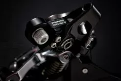 Shimano SAINT Achterderailleur Shadow Plus RD-M820 SS 10-speed -Shimano Winkel saint schaltwerk shadow plus rd m820 ss 10 fach 66901